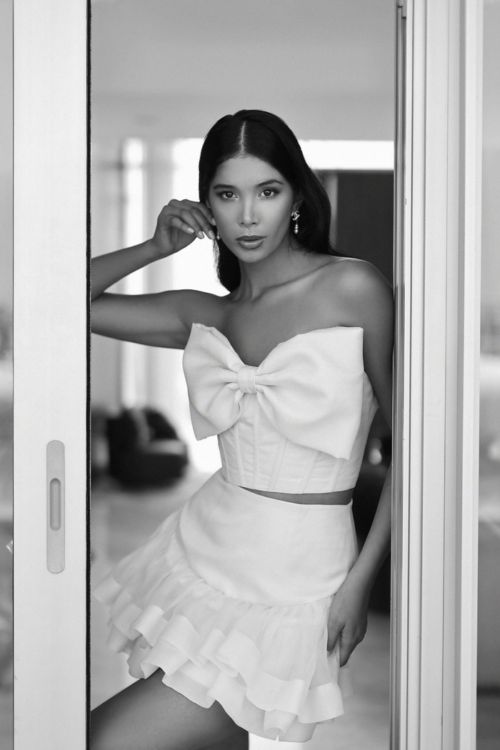 Edition 08 — No. 003 — white bow corset top ruffle mini skirt, one-of-one couture piece, Haniye atelier Dubai